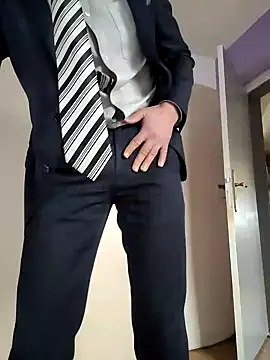 Snapshot of Justforoneday chatting on 10, 12, 2024 Justforoneday online show from 10, 12, 2024