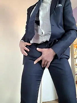 Snapshot of Justforoneday chatting on 4, 3, 2025 Justforoneday online show from 4, 3, 2025