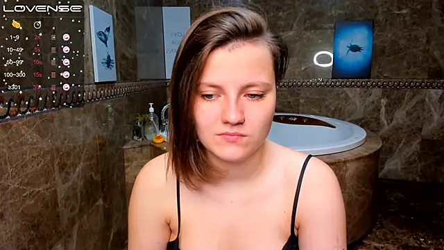 MelindaTin online show from 31, 10, 2025