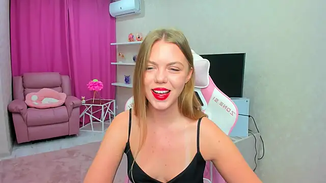 Strawberrye online show from 16, 2, 2026