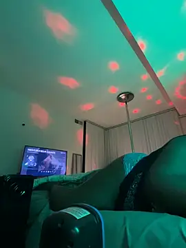 WetLipps12 online show from 31, 12, 2024