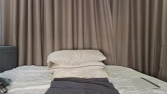 LucyNuty online show from 30, 11, 2025