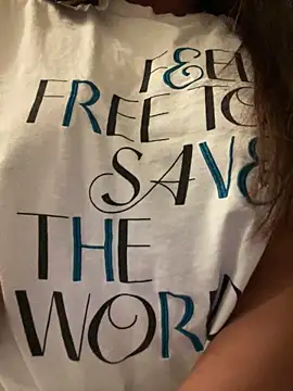 Snapshot of Aestheticsgirl chatting on 9, 9, 2025 Aestheticsgirl online show from 9, 9, 2025