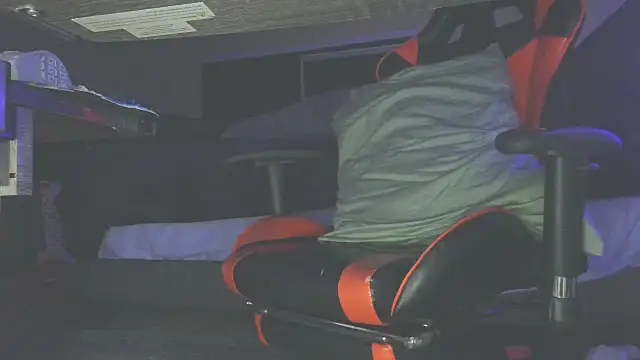 Dick and muscles online show from 13, 3, 2025