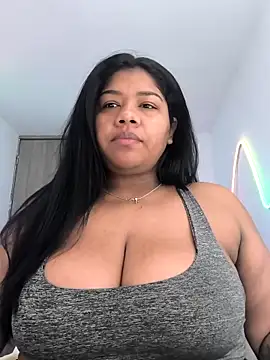 paola091 online show from 12, 4, 2026