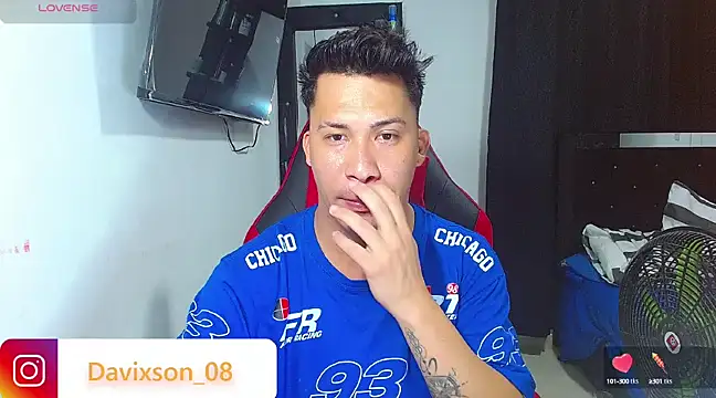 boyhot23x online show from 14, 2, 2025