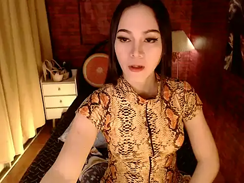 Yoshidashemale online show from 15, 11, 2025