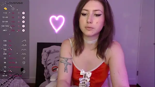 PlayfulApril online show from 17, 12, 2024