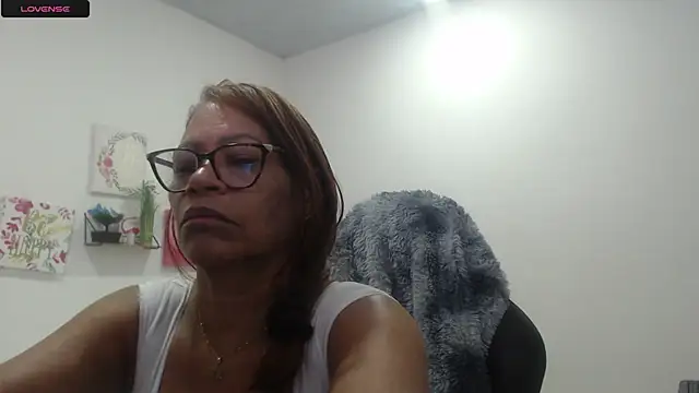 BustyMilf  online show from 20, 9, 2025