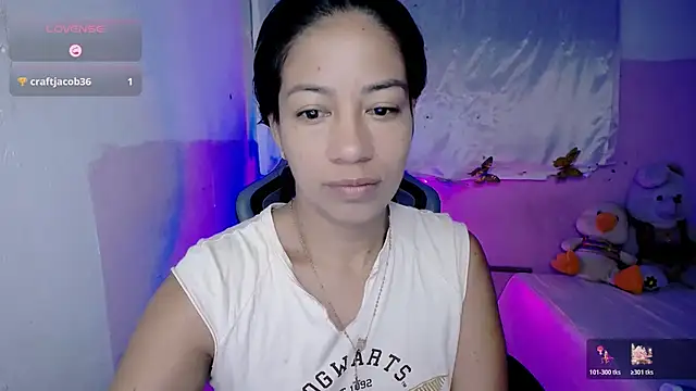 ninatiny online show from 1, 11, 2025