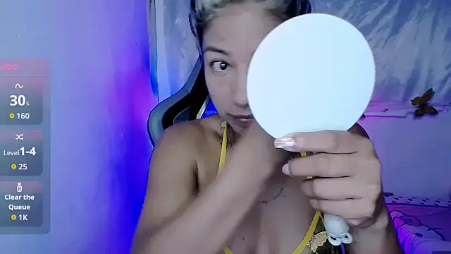 ninatiny online show from 16, 11, 2025