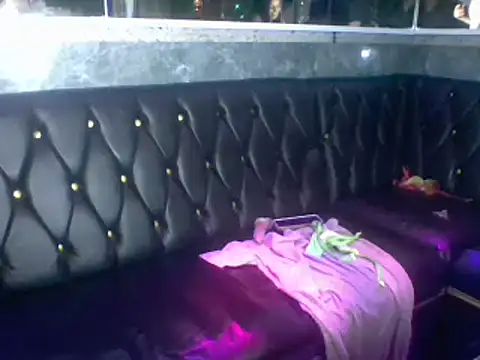 casaldeliciabrazil online show from 14, 2, 2025