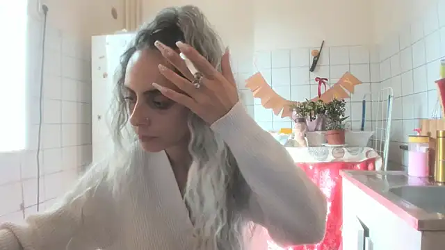 jessystarr online show from 13, 9, 2025