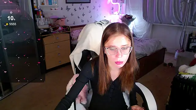 Kira honeyy online show from 9, 10, 2025