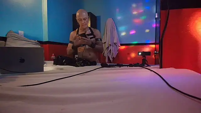 Snapshot of MikyFoxx chatting on 16, 3, 2025 MikyFoxx online show from 16, 3, 2025