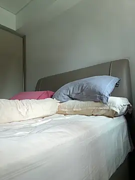 Snapshot of knobhead2020 chatting on 24, 10, 2025 knobhead2020 online show from 24, 10, 2025