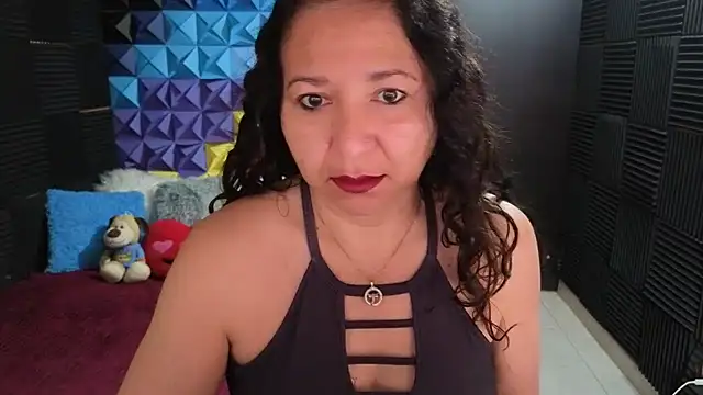 katifoxx online show from 9, 10, 2025