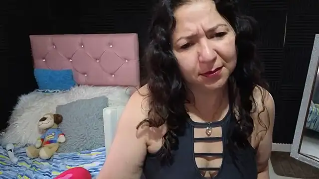 katifoxx online show from 1, 4, 2026