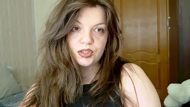 cutewhip online show from 30, 10, 2025