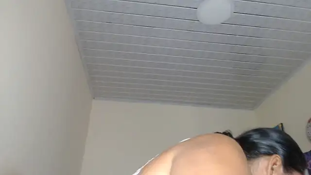 Snapshot of adrixxx38 chatting on 8, 9, 2025 adrixxx38 online show from 8, 9, 2025