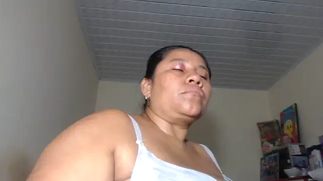 Snapshot of adrixxx38 chatting on 27, 9, 2025 adrixxx38 online show from 27, 9, 2025