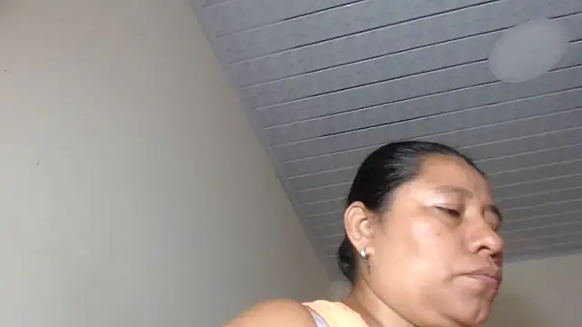 Snapshot of adrixxx38 chatting on 30, 9, 2025 adrixxx38 online show from 30, 9, 2025