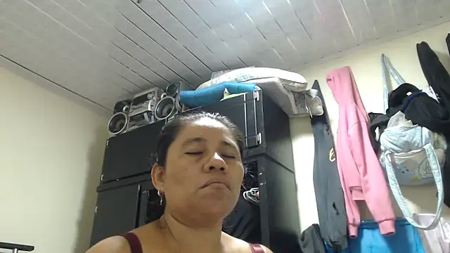 adrixxx38 online show from 12, 4, 2026