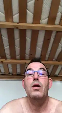 Snapshot of Lentbulant chatting on 15, 3, 2025 Lentbulant online show from 15, 3, 2025