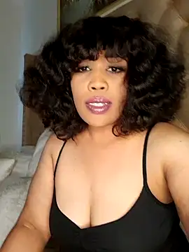 Snapshot of CAMMII_ chatting on 24, 10, 2025 CAMMII  online show from 24, 10, 2025