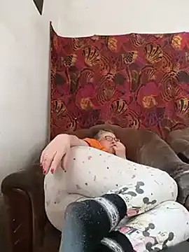 Cerd Ayaz online show from 8, 3, 2025