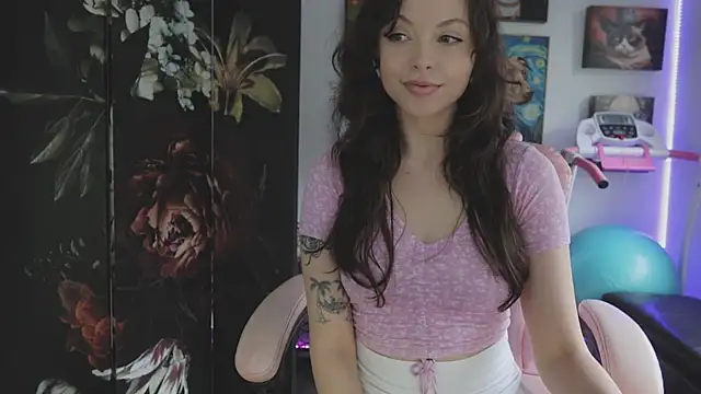 makiyahbelle online show from 16, 12, 2025