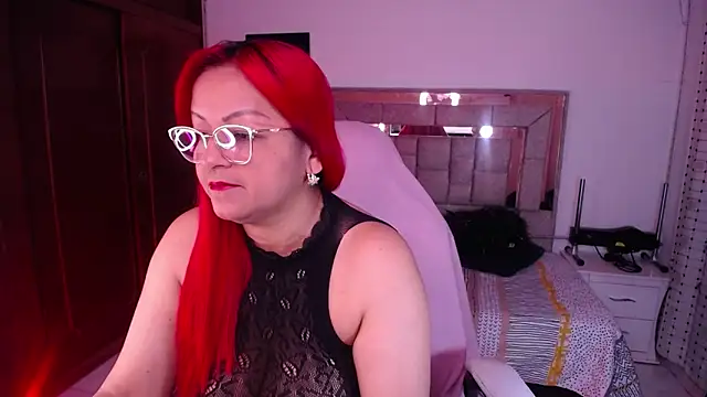 salomecastro  online show from 22, 10, 2025