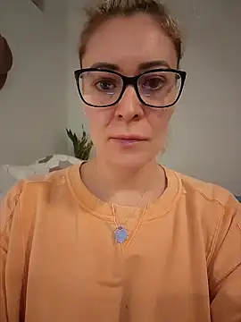 Snapshot of HollyTattoo chatting on 13, 1, 2025 HollyTattoo online show from 13, 1, 2025