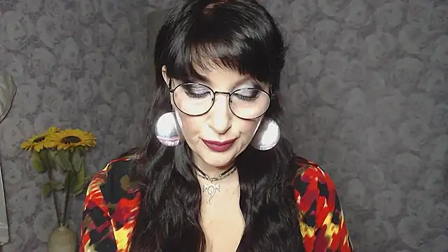 Aziza1 online show from 7, 3, 2025