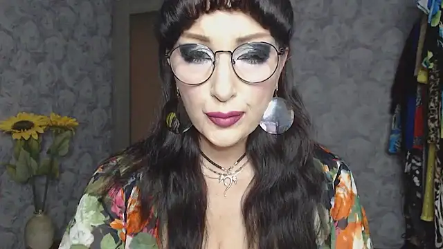 Aziza1 online show from 8, 9, 2025