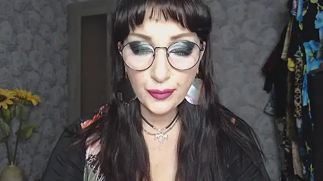 Aziza1 online show from 9, 9, 2025