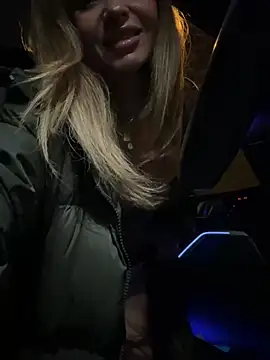 Snapshot of Etwas_neugierig chatting on 16, 3, 2025 Etwas neugierig online show from 16, 3, 2025