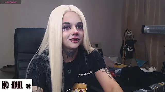 Snapshot of Dark__Elf chatting on 12, 12, 2024 Dark Elf online show from 12, 12, 2024