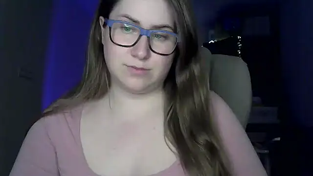 Snapshot of SeasonalSomeone chatting on 26, 5, 2026 SeasonalSomeone online show from 26, 5, 2026