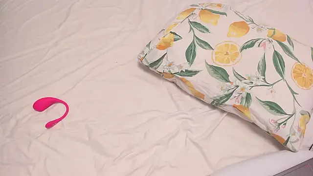 Eziliz online show from 2, 2, 2025