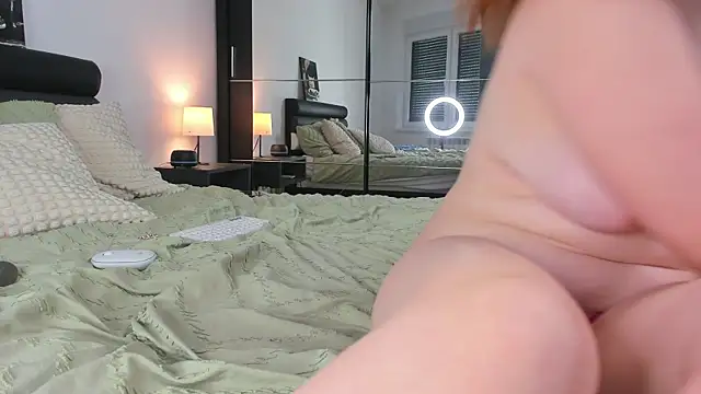 YammyPie online show from 2, 2, 2025