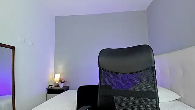 NataliaBuiles online show from 10, 3, 2025