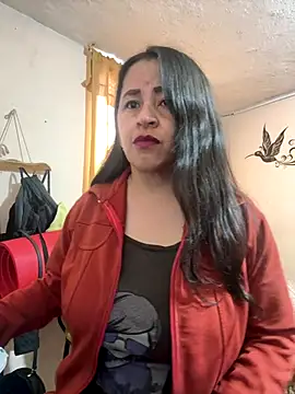 latinfemale online show from 12, 10, 2025