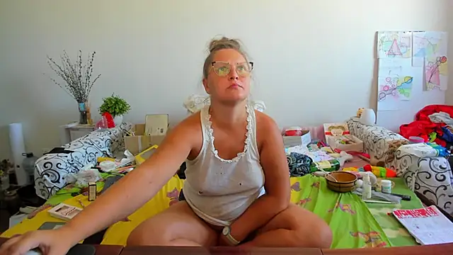 Snapshot of IamYourNarcotic chatting on 14, 9, 2025 IamYourNarcotic online show from 14, 9, 2025