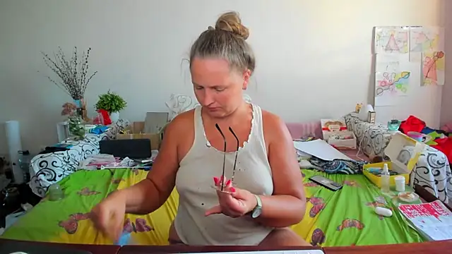 Snapshot of IamYourNarcotic chatting on 22, 9, 2025 IamYourNarcotic online show from 22, 9, 2025