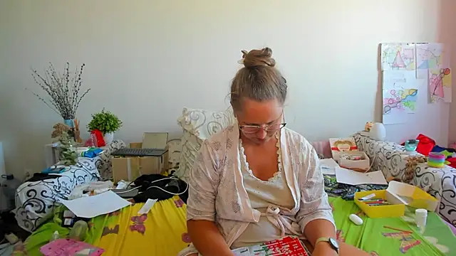 Snapshot of IamYourNarcotic chatting on 25, 9, 2025 IamYourNarcotic online show from 25, 9, 2025