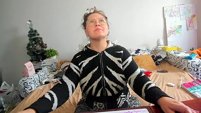 IamYourNarcotic online show from 6, 2, 2026