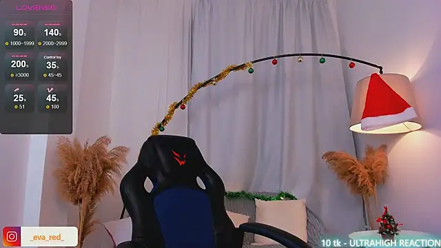 Snapshot of _Eva_Rose_ chatting on 12, 12, 2024 Eva Rose online show from 12, 12, 2024