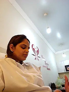 DirtySnowball69 online show from 7, 12, 2024