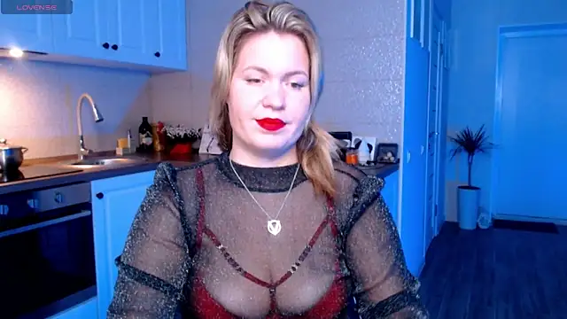 Snapshot of HotTiffani chatting on 30, 1, 2025 HotTiffani online show from 30, 1, 2025